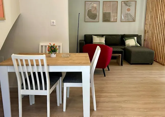 καλαίσθητο ηλιόλουστο *