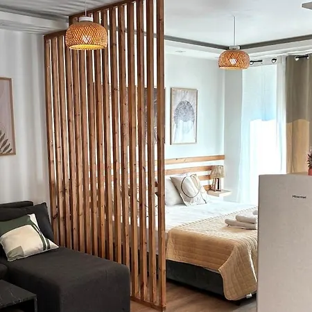 καλαίσθητο ηλιόλουστο * La Canea